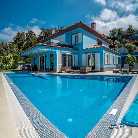 Loureiro Palace With Soccer Field * Funchal (Madeira)