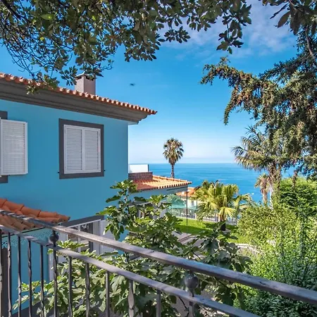 Loureiro Palace With Soccer Field