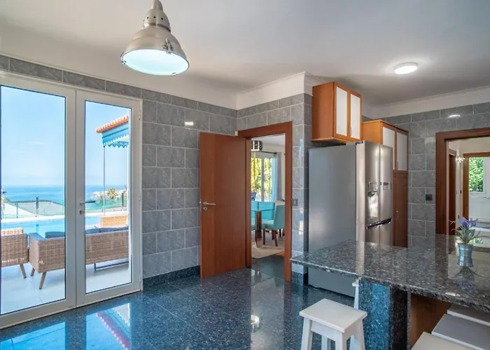 Loureiro Palace With Soccer Field Villa