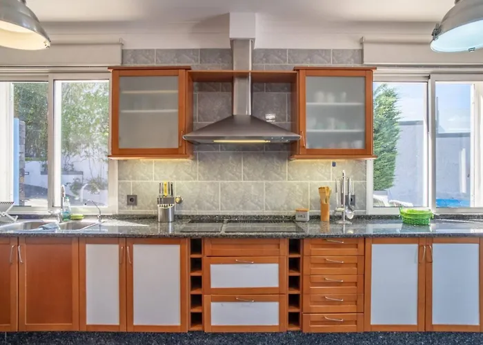 Loureiro Palace With Soccer Field * Funchal (Madeira)