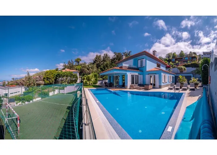 Loureiro Palace With Soccer Field Villa Funchal (Madeira)