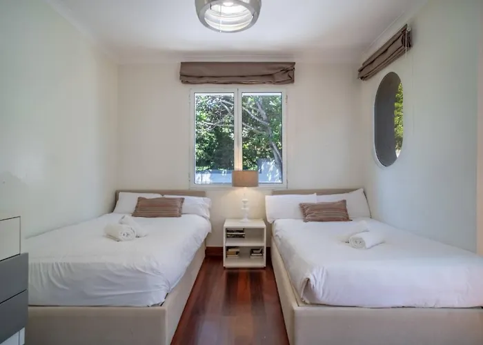 Loureiro Palace With Soccer Field Villa Funchal (Madeira)