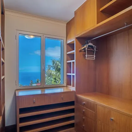 Loureiro Palace With Soccer Field * Фуншал