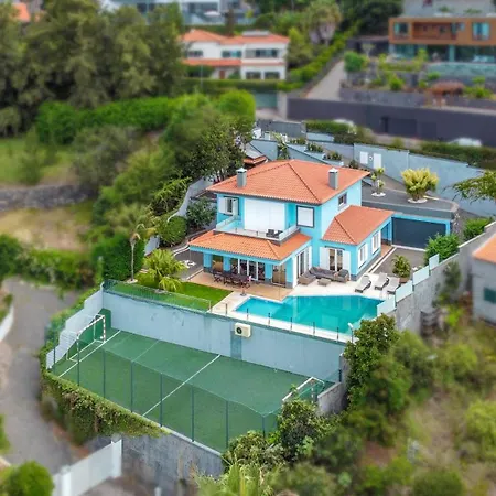 Loureiro Palace With Soccer Field Villa *