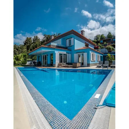 Βίλα Loureiro Palace With Soccer Field *