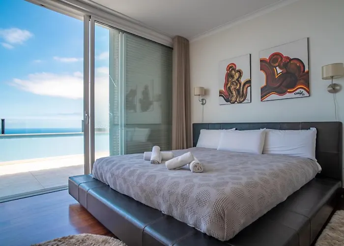 Loureiro Palace With Soccer Field Villa *