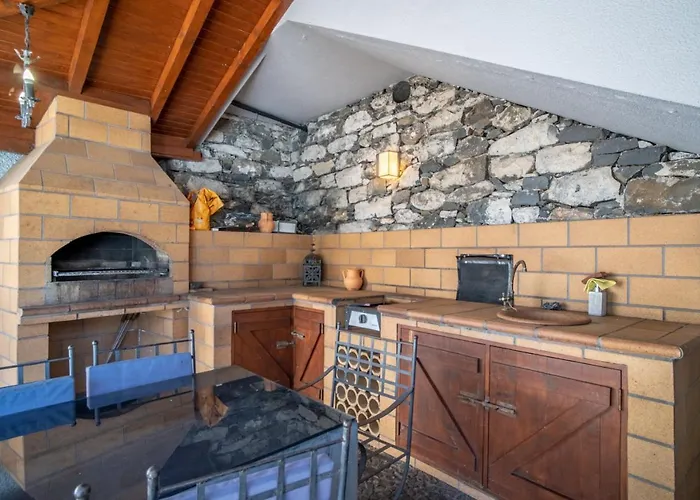 Loureiro Palace With Soccer Field Villa