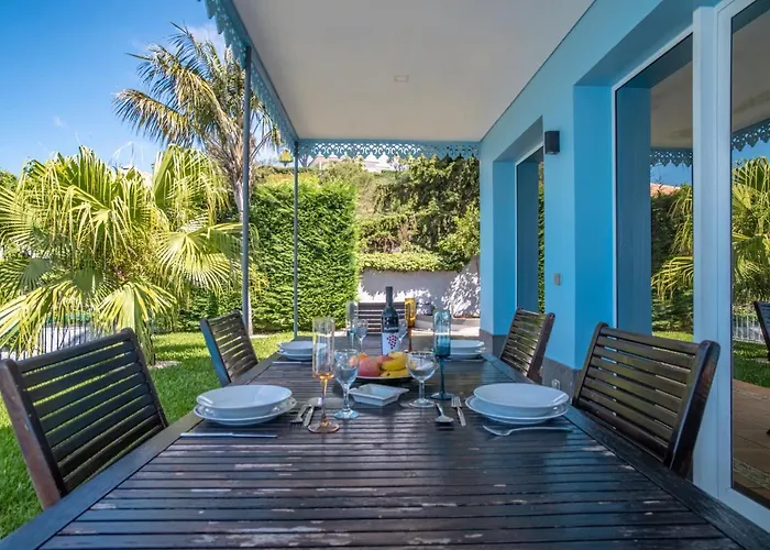 Villa Loureiro Palace With Soccer Field