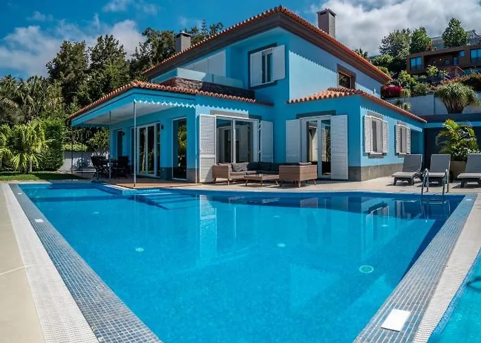 Loureiro Palace With Soccer Field * Funchal (Madeira)