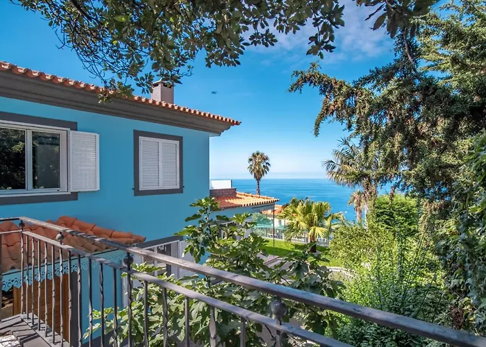 Loureiro Palace With Soccer Field