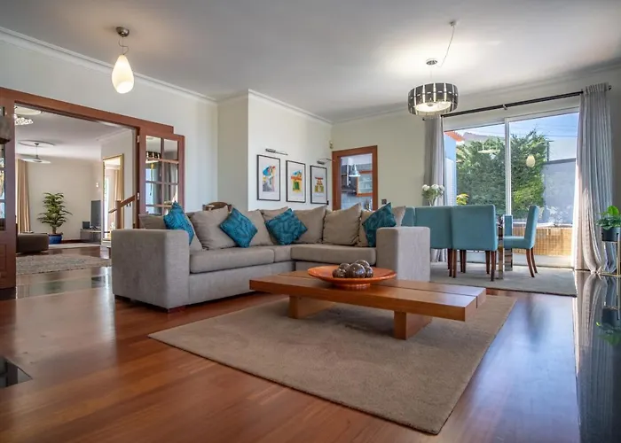 Villa Loureiro Palace With Soccer Field