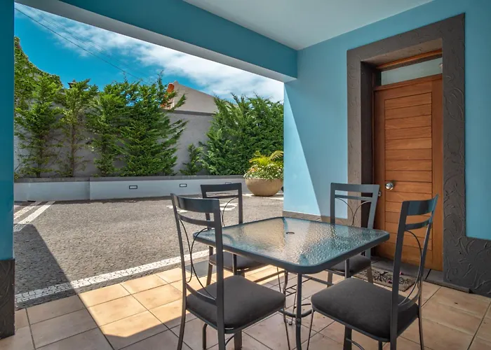 Villa Loureiro Palace With Soccer Field