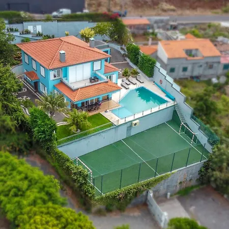 Loureiro Palace With Soccer Field *