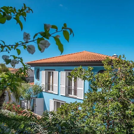 Villa Loureiro Palace With Soccer Field Funchal (Madeira)